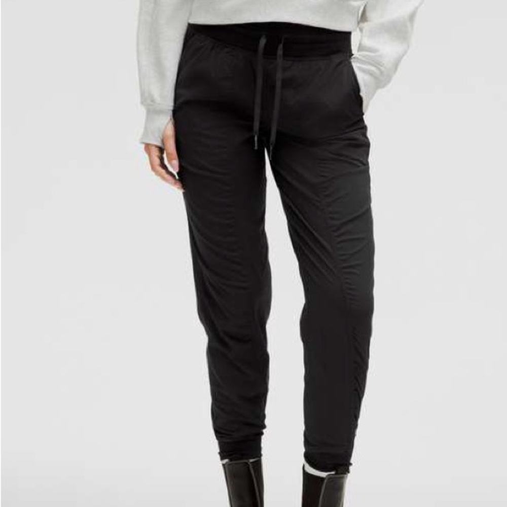 lululemon athletica dance studio mid rise cropped pant, black, 4